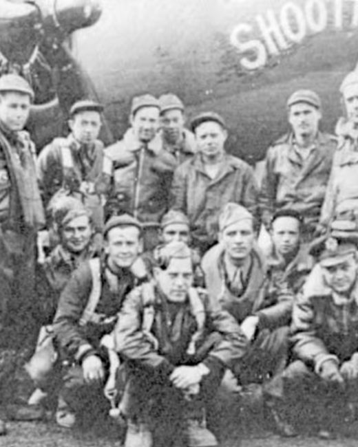 The crew of the American B-17 bomber that crash landed on Churston Golf Club in January 1943
